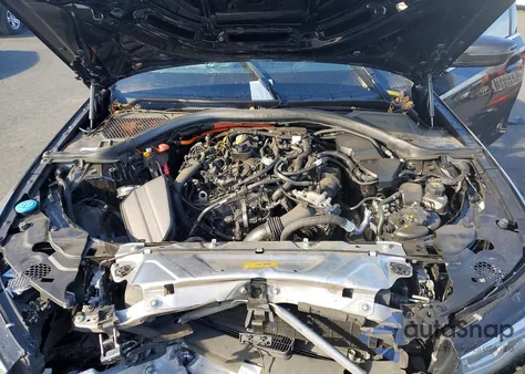 2021 BMW 330E z USA, uszkodzony, nr VIN 3MW5P7J03M8B72329